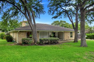 241 Timberlake Drive, Azle, TX 76020