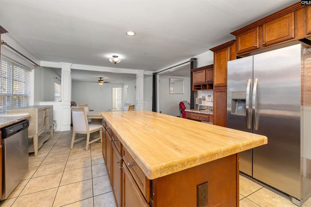 228 Smithfield Cir, Elgin, SC 29045