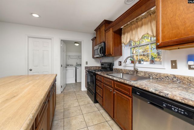 228 Smithfield Cir, Elgin, SC 29045