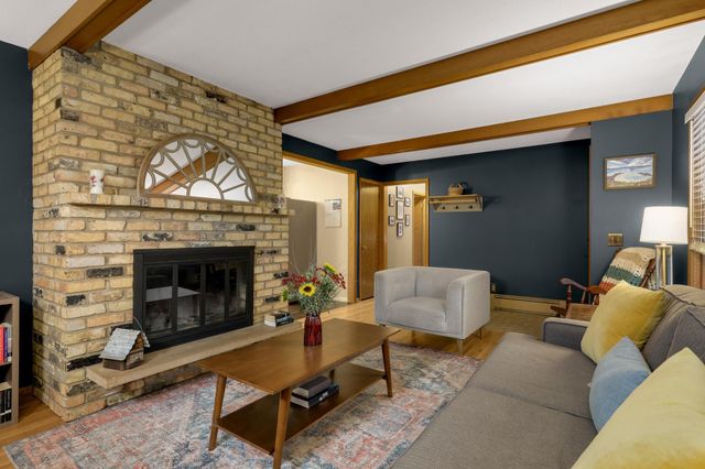 616 Rice Creek Terrace NE, Fridley, MN 55432