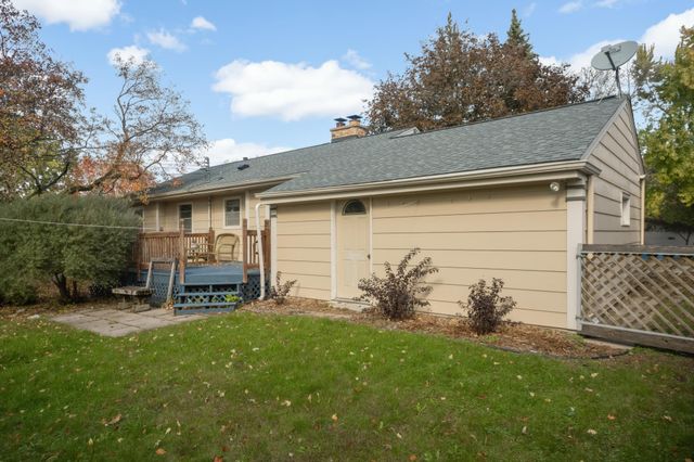 616 Rice Creek Terrace NE, Fridley, MN 55432