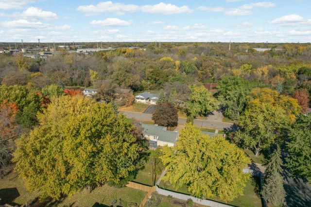 616 Rice Creek Terrace NE, Fridley, MN 55432