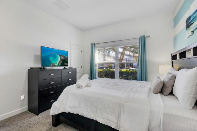 680 PEBBLE BEACH DRIVE, Davenport, FL 33896