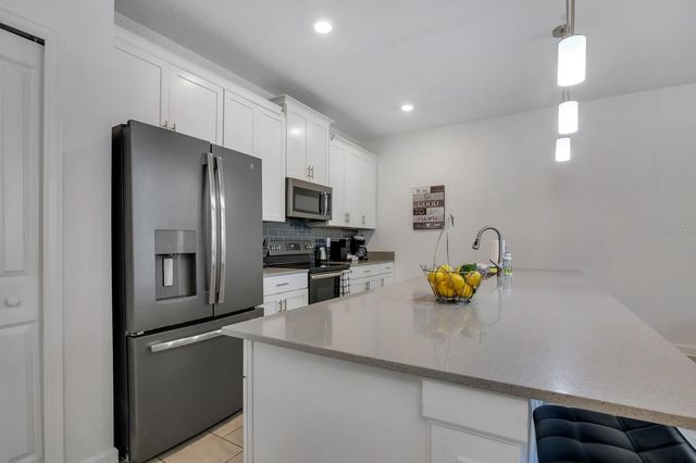 680 PEBBLE BEACH DRIVE, Davenport, FL 33896