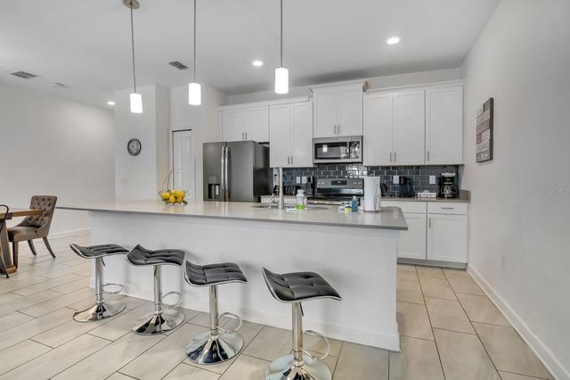 680 PEBBLE BEACH DRIVE, Davenport, FL 33896