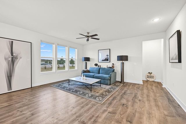 704 River Ridge DRIVE, Waterford, WI 53185