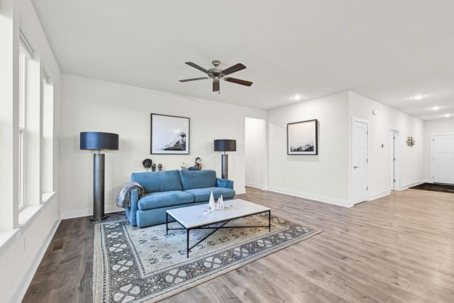 704 River Ridge DRIVE, Waterford, WI 53185