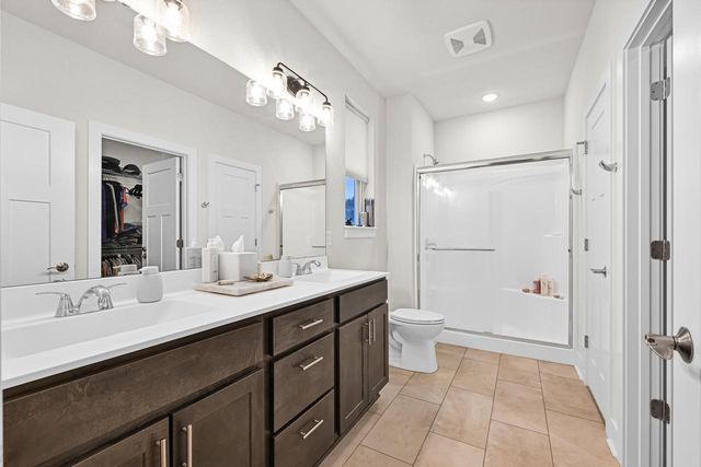 704 River Ridge DRIVE, Waterford, WI 53185