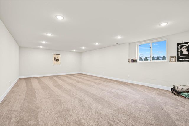 704 River Ridge DRIVE, Waterford, WI 53185