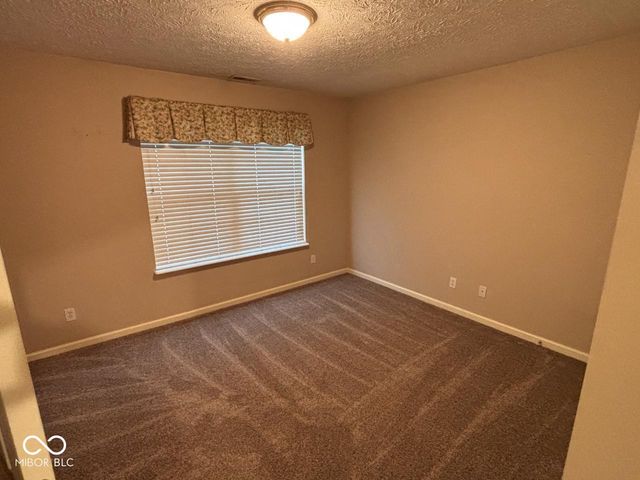 5118 W Preakness Court, Muncie, IN 47304