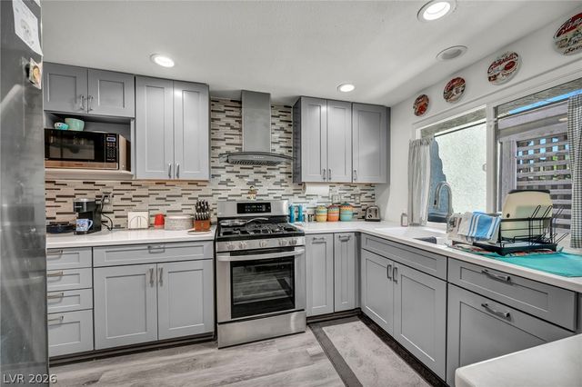 2803 Glendevon Circle, Henderson, NV 89014