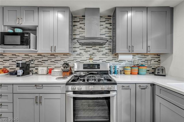 2803 Glendevon Circle, Henderson, NV 89014