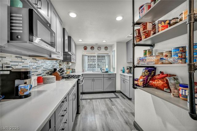 2803 Glendevon Circle, Henderson, NV 89014