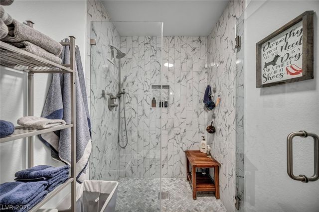 2803 Glendevon Circle, Henderson, NV 89014