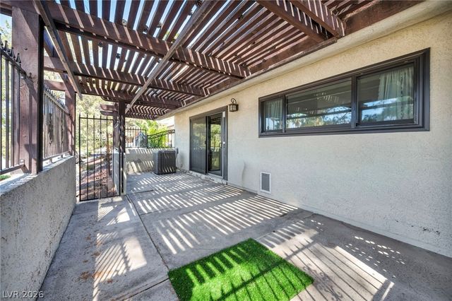 2803 Glendevon Circle, Henderson, NV 89014