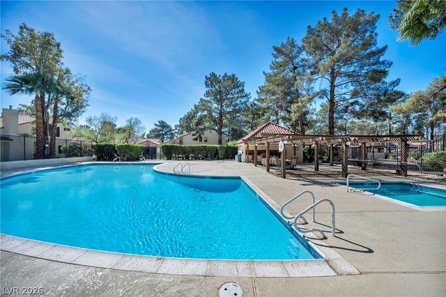 2803 Glendevon Circle, Henderson, NV 89014