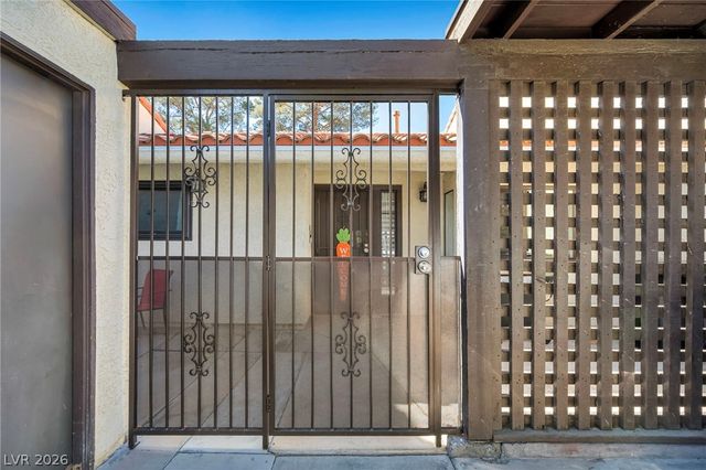 2803 Glendevon Circle, Henderson, NV 89014