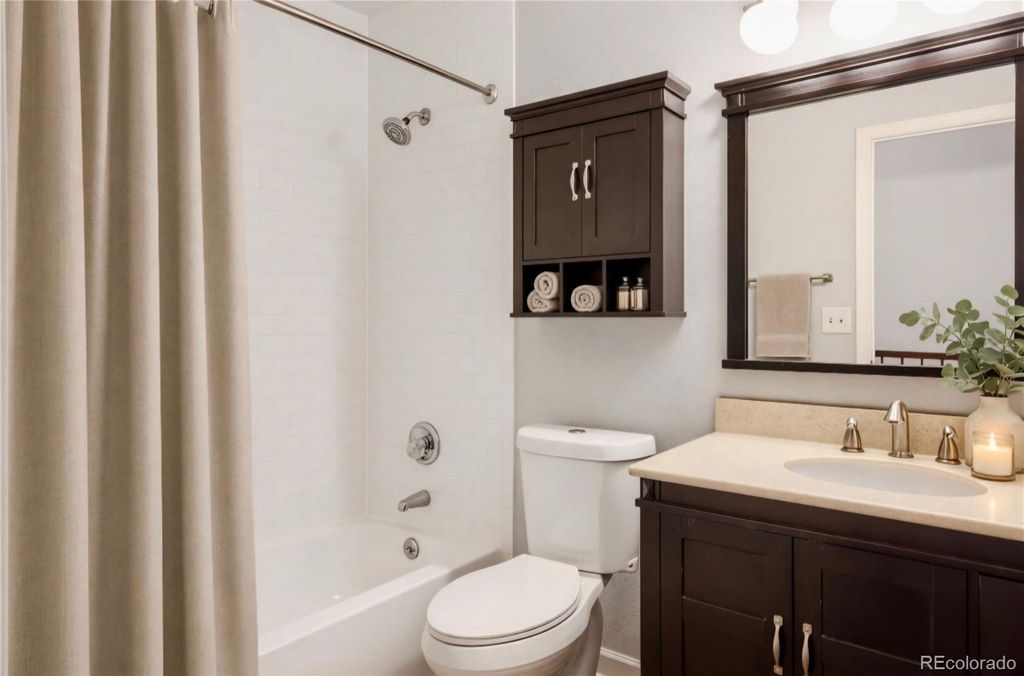 Image 17 of property listing at 10066 Teton Court, Lone Tree, CO 80124
