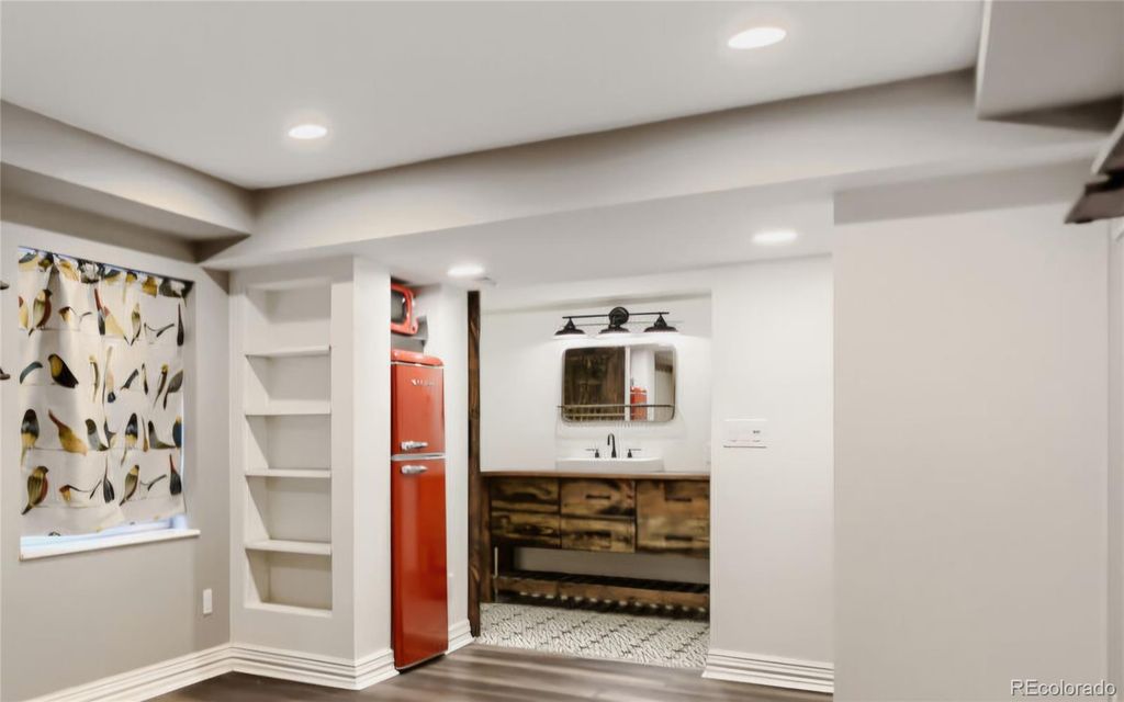 Image 21 of property listing at 10066 Teton Court, Lone Tree, CO 80124