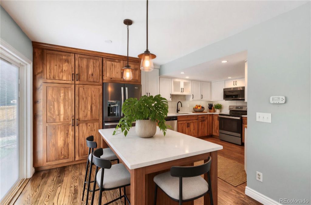 Image 3 of property listing at 10066 Teton Court, Lone Tree, CO 80124