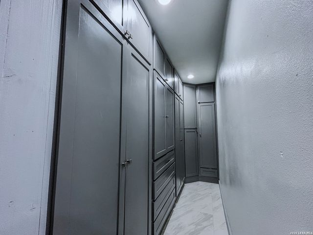 7418 Wild Eagle Rd, San Antonio, TX 78255