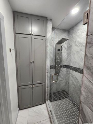 7418 Wild Eagle Rd, San Antonio, TX 78255