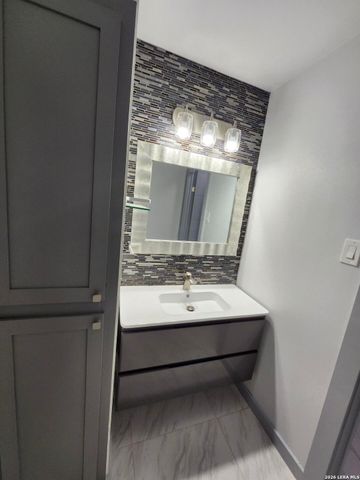 7418 Wild Eagle Rd, San Antonio, TX 78255