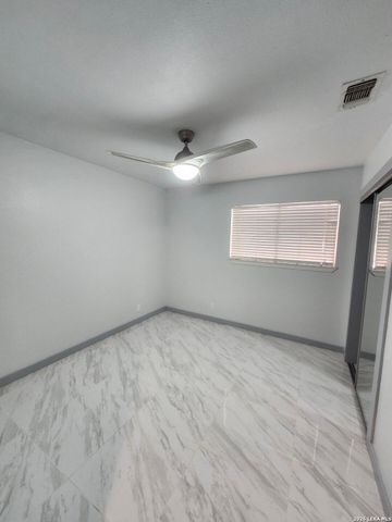 7418 Wild Eagle Rd, San Antonio, TX 78255