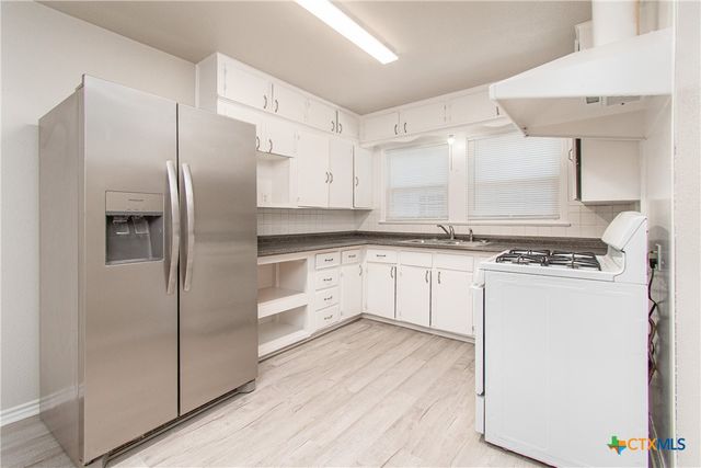803 N 8th Street, Temple, TX 76501