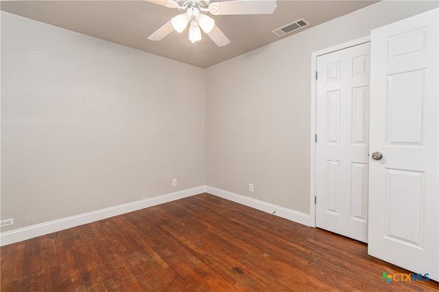 803 N 8th Street, Temple, TX 76501