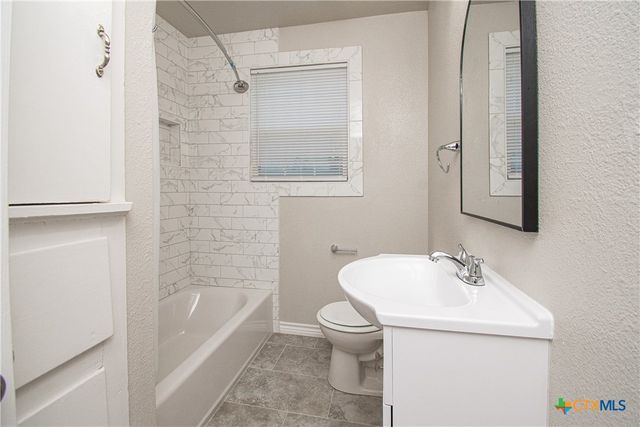 803 N 8th Street, Temple, TX 76501
