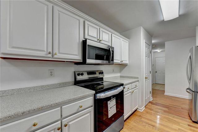 2803 Wellsly Court NW, Kennesaw, GA 30144