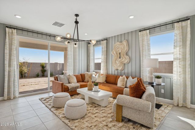 26344 W CROWN KING Road, Buckeye, AZ 85326