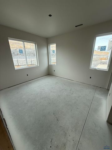 2531 HENNESSY DRIVE, Rapid City, SD 57701