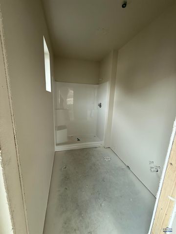 2531 HENNESSY DRIVE, Rapid City, SD 57701