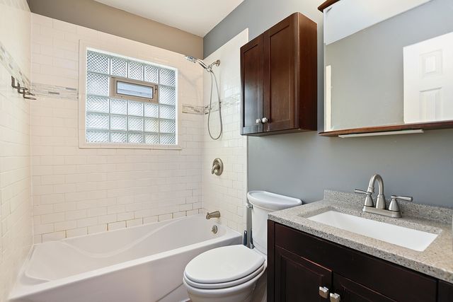 231 W 35th Street, Steger, IL 60475