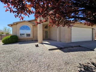 909 Hollow Park Court SE, Rio Rancho, NM 87124