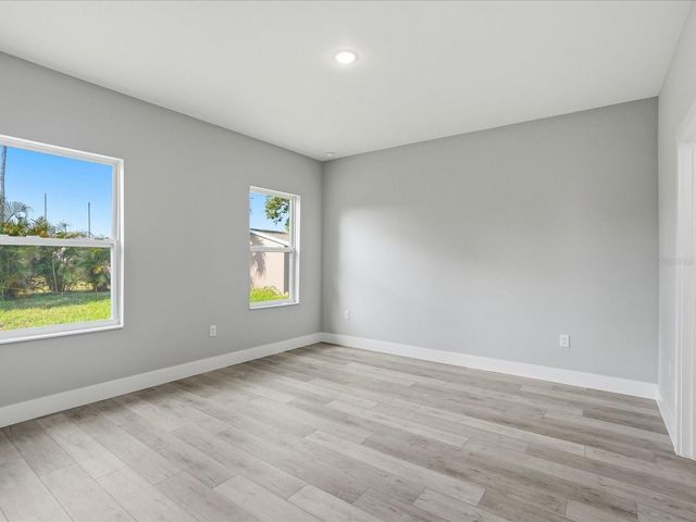 23173 GLEN AVENUE, Punta Gorda, FL 33980