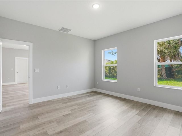 23173 GLEN AVENUE, Punta Gorda, FL 33980