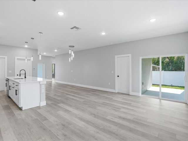 23173 GLEN AVENUE, Punta Gorda, FL 33980