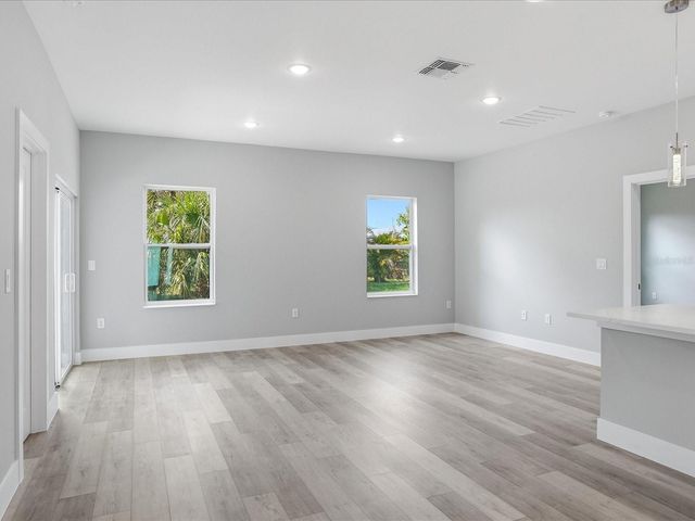 23173 GLEN AVENUE, Punta Gorda, FL 33980