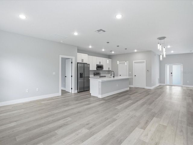 23173 GLEN AVENUE, Punta Gorda, FL 33980