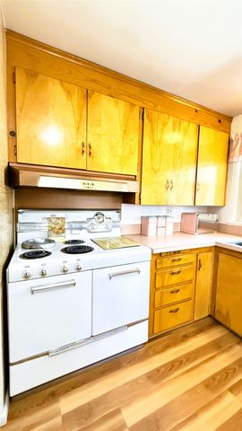 112 Lugar De Oro, Santa Fe, NM 87501