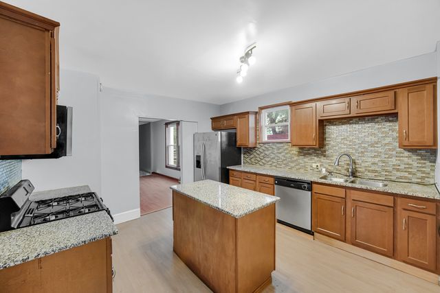 505 154th Place, Calumet City, IL 60409
