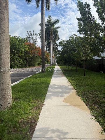 24600 SW 119th Pl 0, Miami, FL 33032