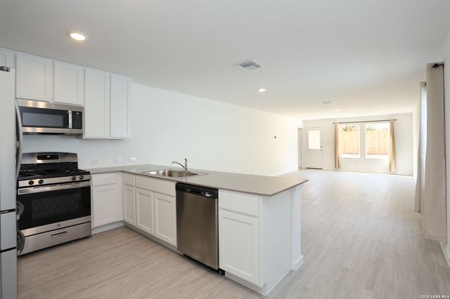 5231 WHIRLING WAY, San Antonio, TX 78253