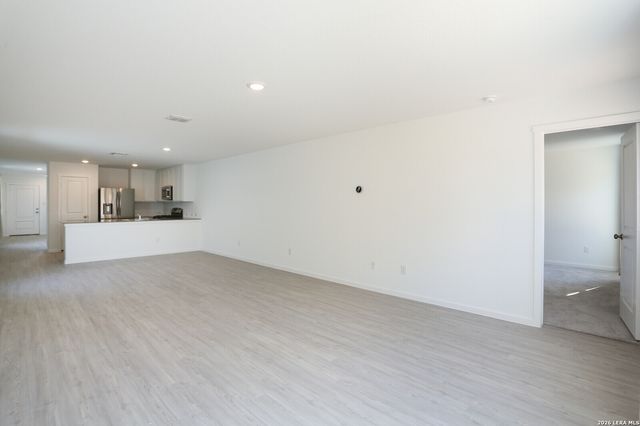 5231 WHIRLING WAY, San Antonio, TX 78253