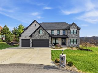 1017 Skyline Dr, Cecil, PA 15317