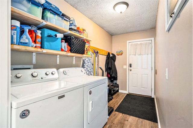 94 Easton Drive, Ionia, MI 48846