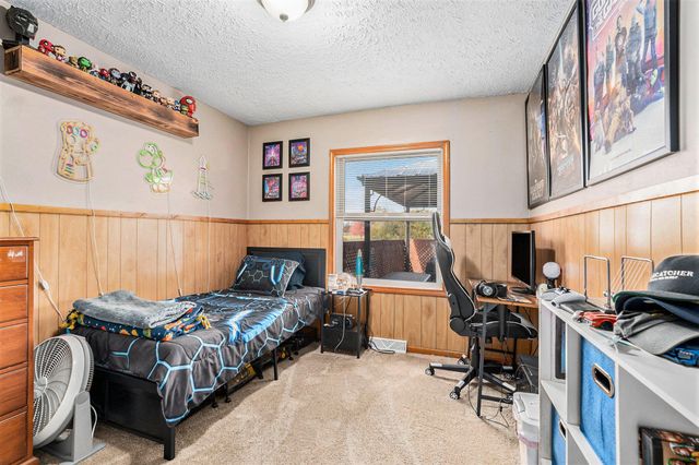 94 Easton Drive, Ionia, MI 48846